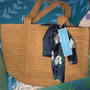 📍SOLD📍Draper James Straw Bag